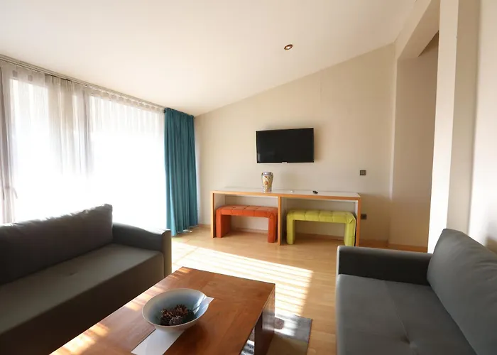 Mezzo Hotel