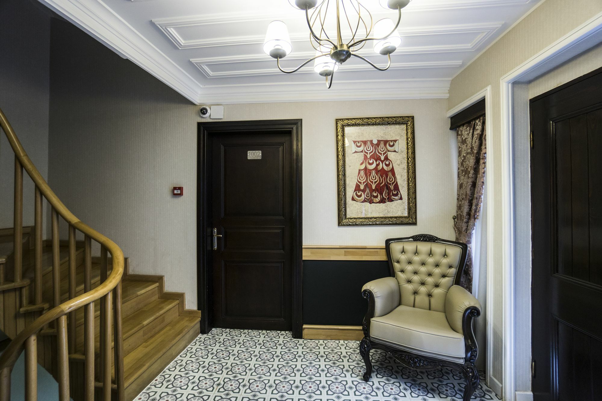 Mezzo Hotel